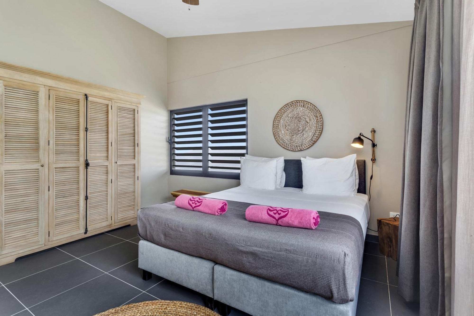Delfins Beach Resort Bonaire, Tapestry Collection By Hilton Kralendijk Exterior foto